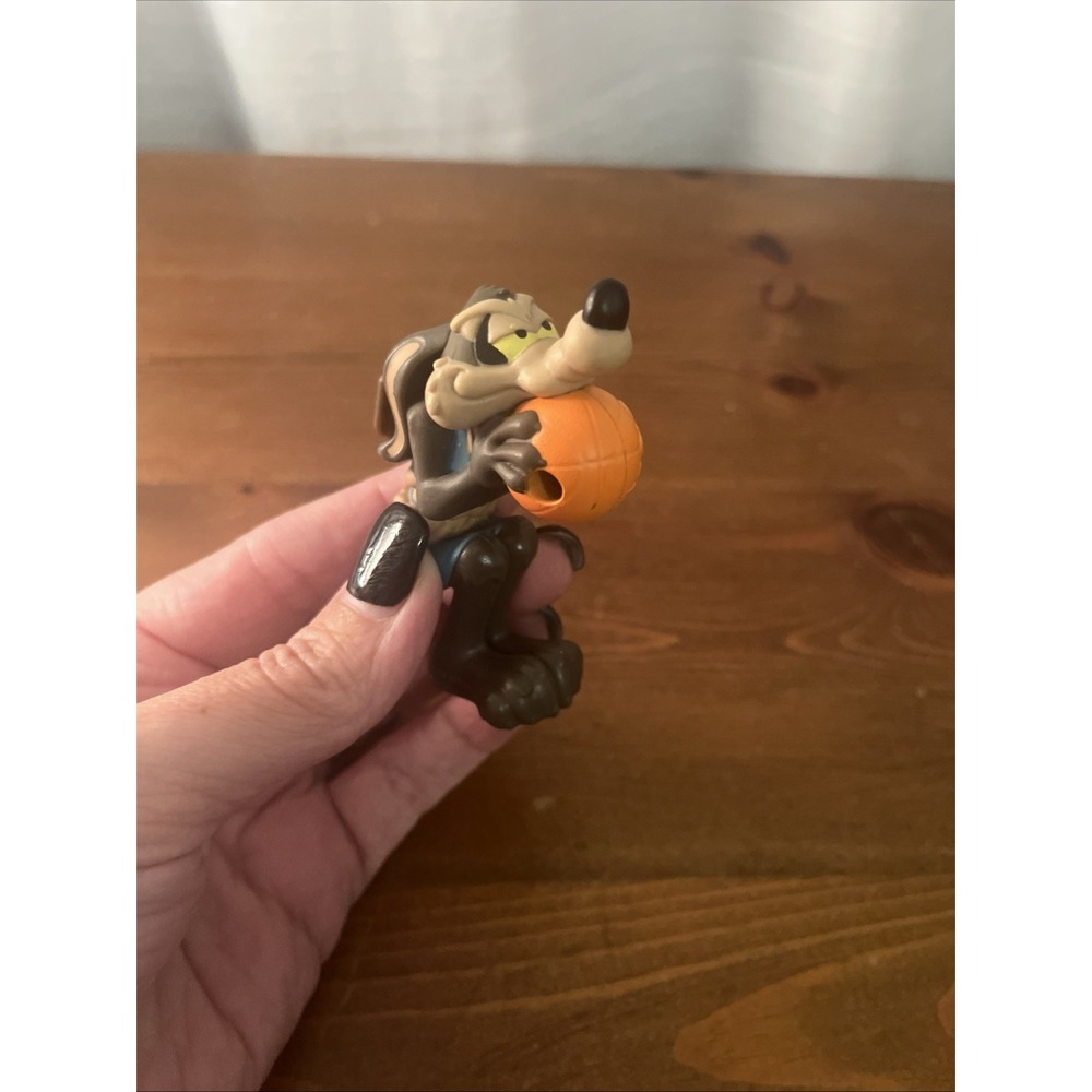 McDonald's Wile E. Coyote 3" Happy Meal Toy Space Jam A New Legacy TKH Vietnam‎